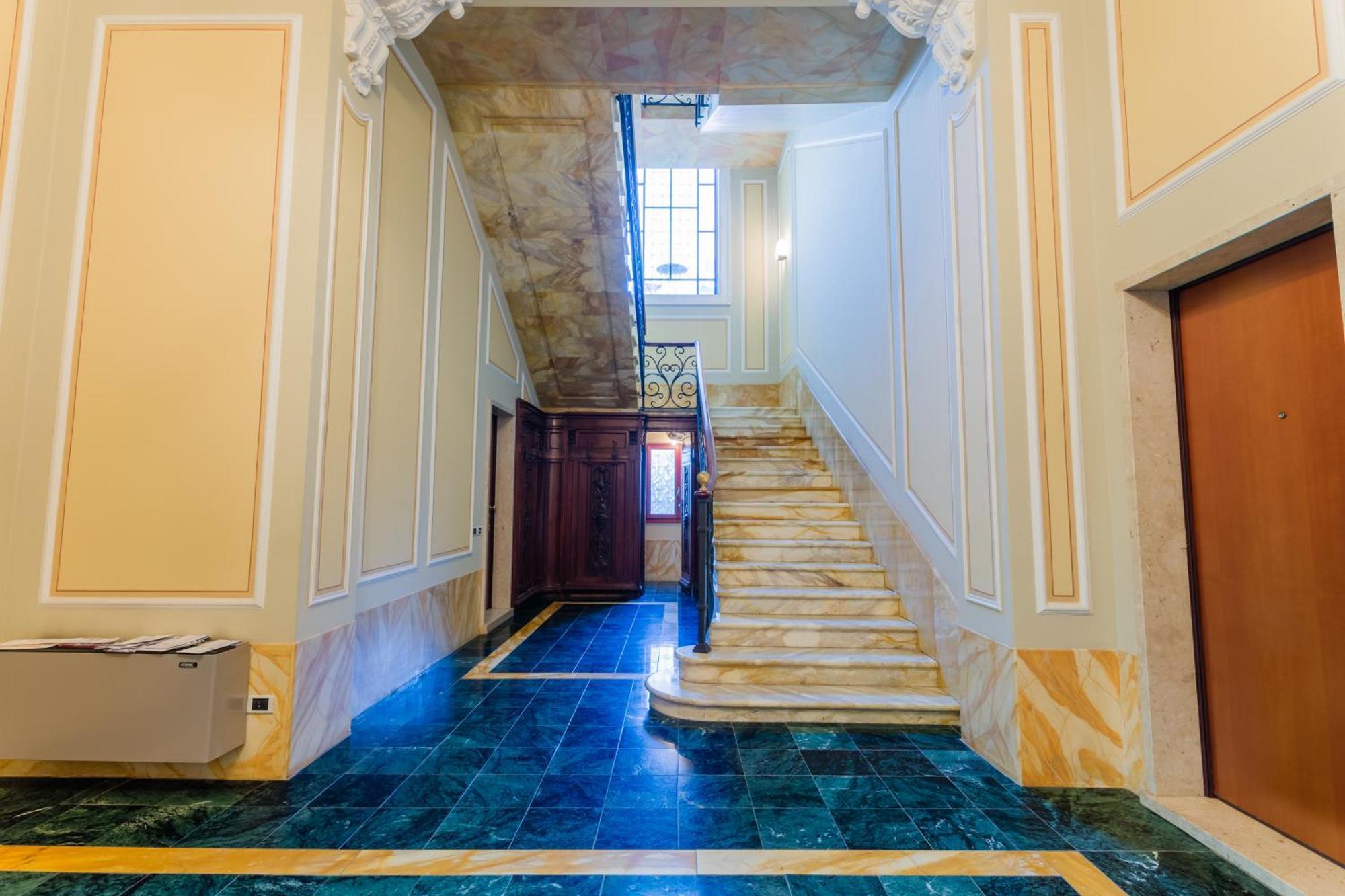 Regal Villa With Como Lake View And Free Parking Беладжо Екстериор снимка